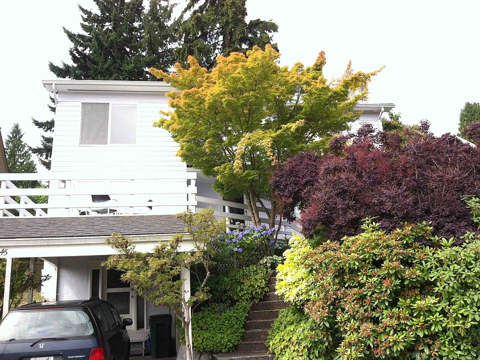 1st image of 5045 Harold Pl NE