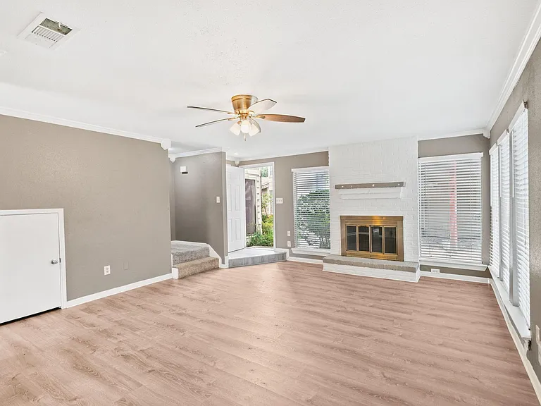 7716 Challie Ln #7716 — Photo 4