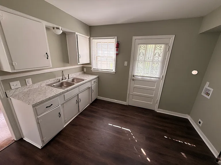 3305 Hendricks Ave — Photo 14