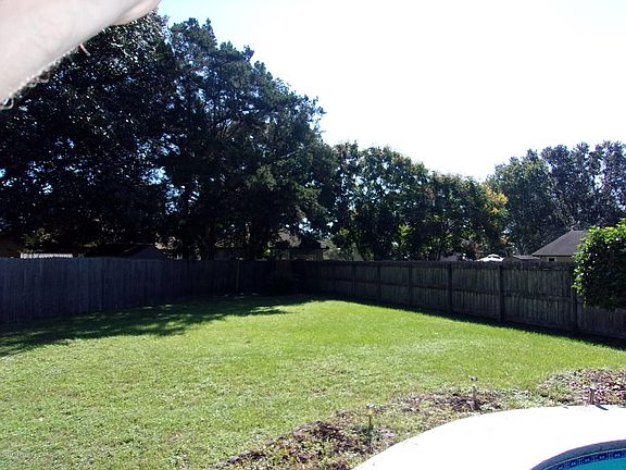 4th image of 8146 Amberwood Ct