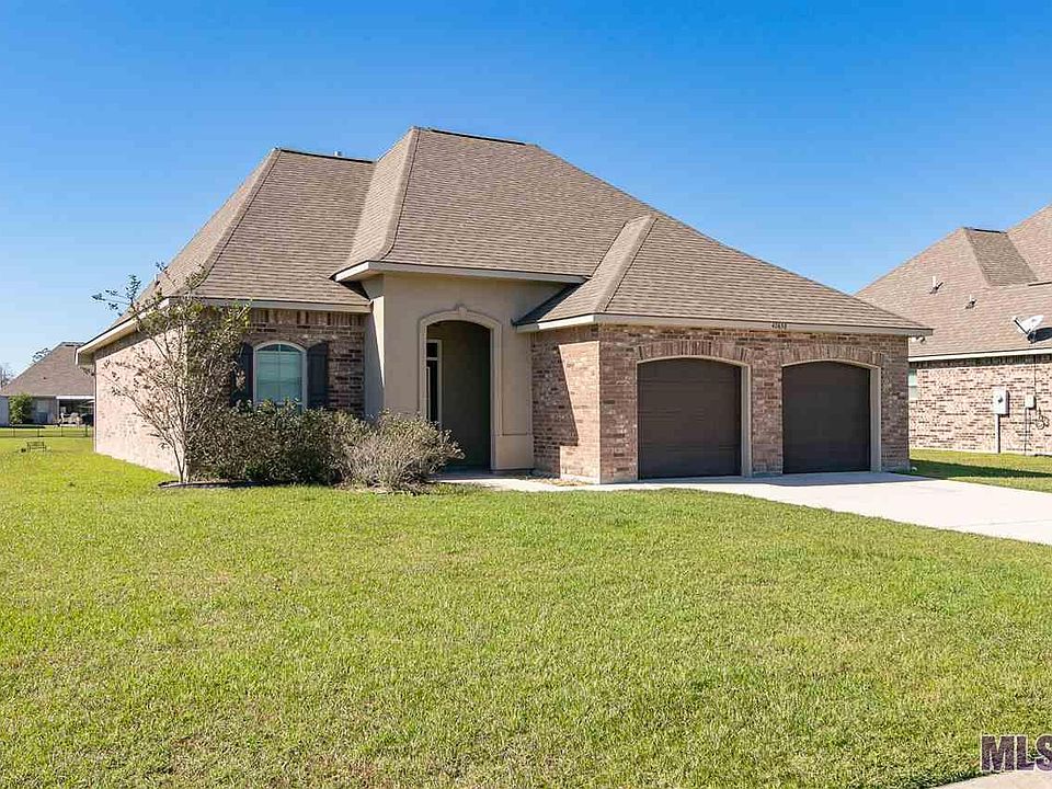 1st image of 42658 Wynstone Dr