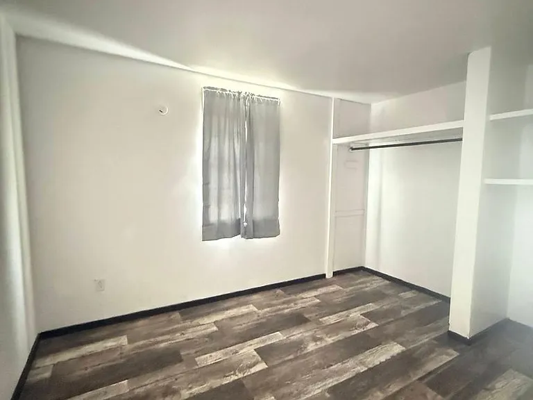1203 Starshine Dr — Photo 2