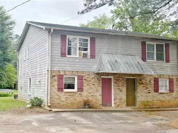 935 Six Oaks Cir #B, Norcross, GA 30093