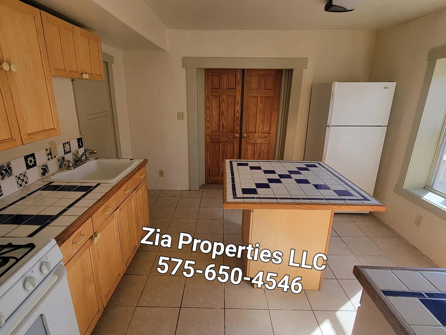 3 bed, 1400 sqft, $995 — Photo 2