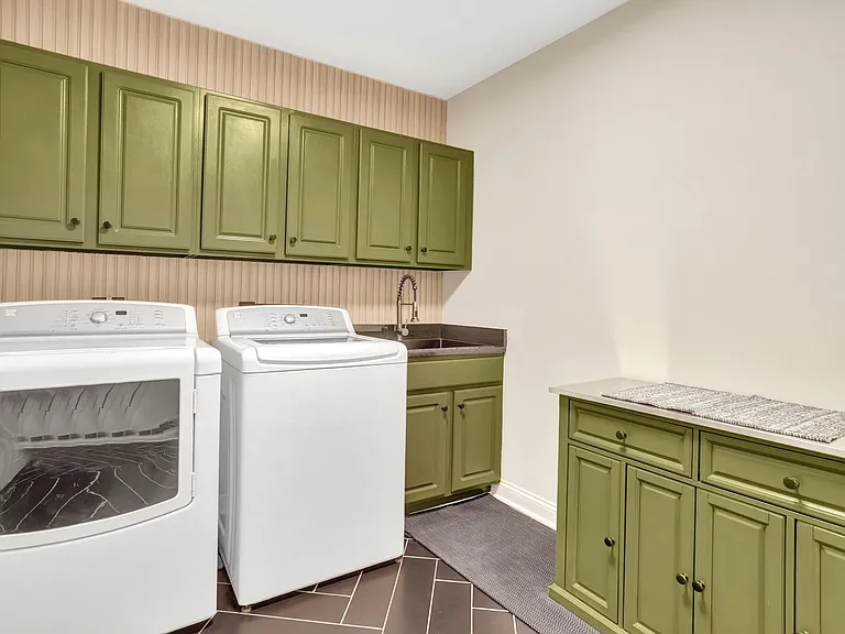 5231 Winter View Dr — Photo 60
