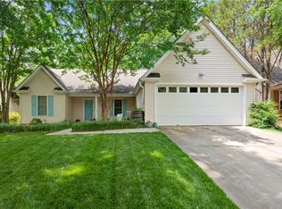 115 Grand Oak Cir, Pendleton, SC 29670