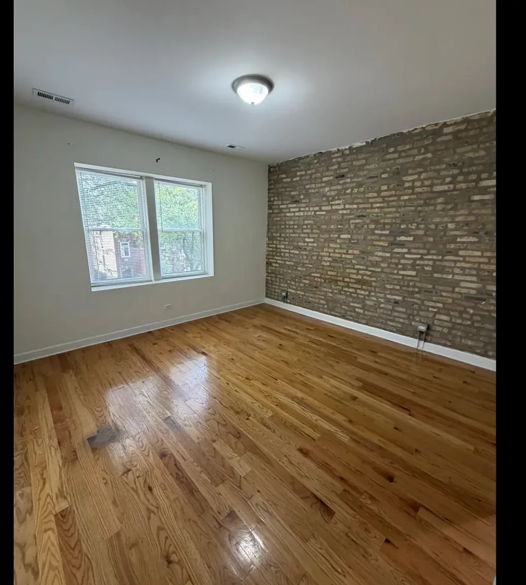 2 bed, 750 sqft, $2,429 — Photo 4