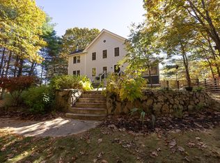27 Fowler St, Upton, MA 01568