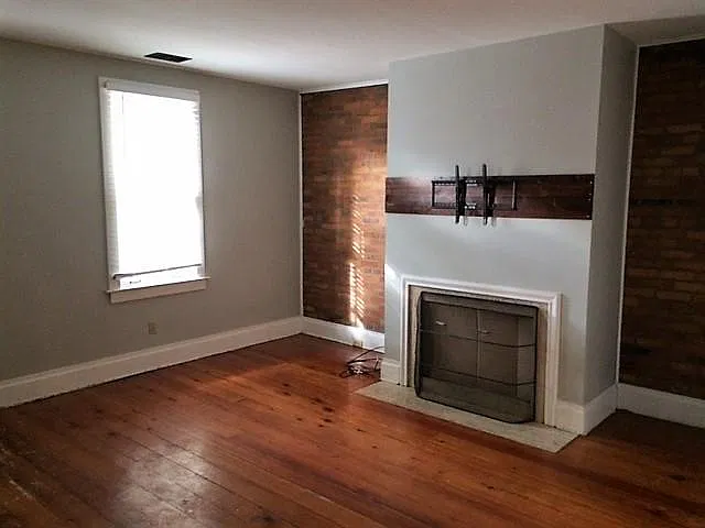 2 bed, 1.5 bath, 1067 sqft, $1,550 — Photo 3