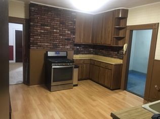 102 7th St, Harrison, NJ 07029