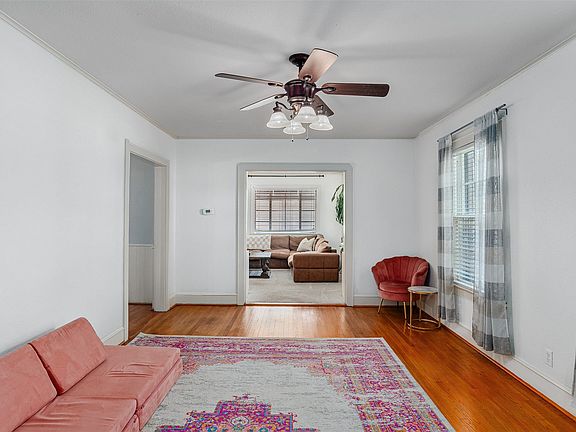 5th image of 3541 Greenway Pl
