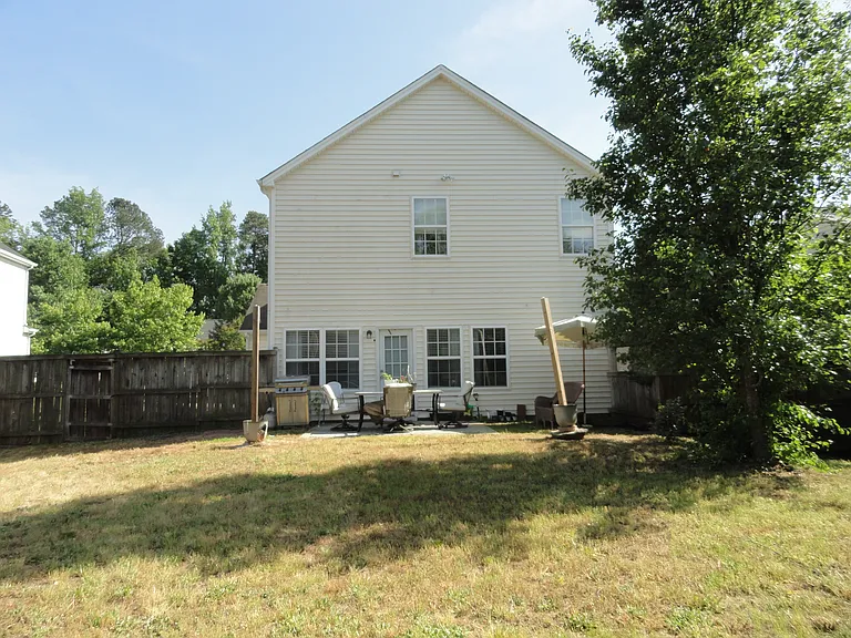2110 Cedar Grove Dr — Photo 24