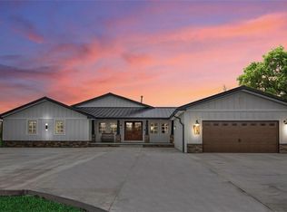 9281 Tona Creek Rd, CLARENCE, NY