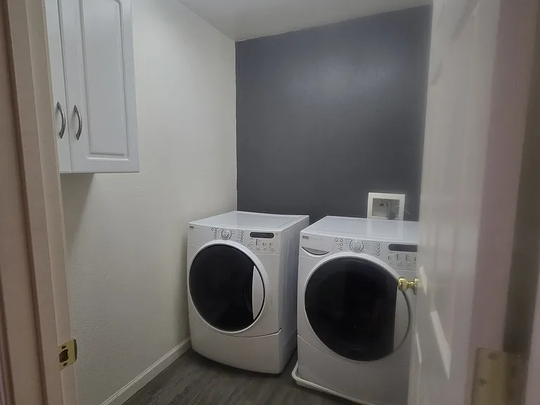 8178 Kayleen Ct — Photo 10