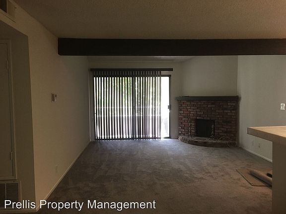 5th image of 15511 Sherman Way APT 58