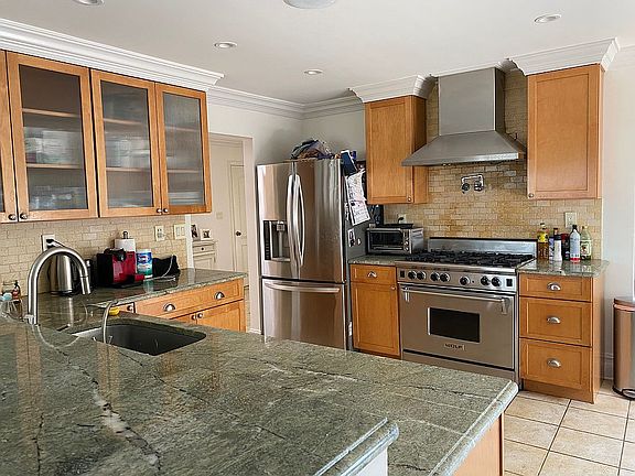Kitchen view from dining rm