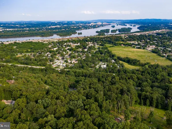 Lots 14 And 15 Trail Ln, Enola, PA 17025