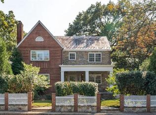 830 W Braddock Rd, Alexandria, VA 22302