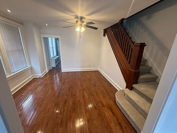 2nd image of 1554 Delaware Ave