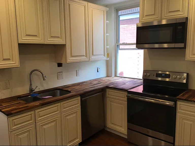 1329 Myrtle Ave #2 — Photo 3