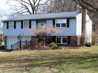 214 Briarwood Ln, Cranberry Township, PA 16066