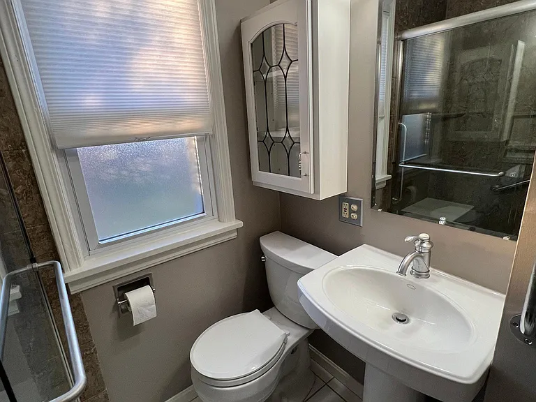 1528 Woodrow Ave — Photo 20