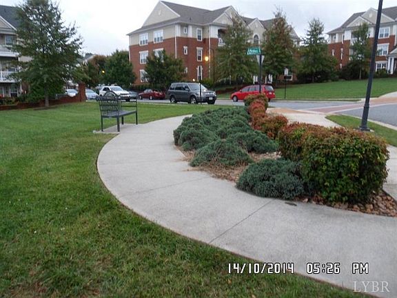 2nd image of 623 Wyndhurst Dr Unit 204