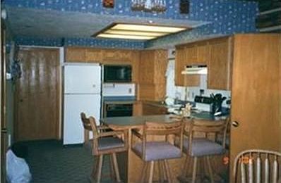 2nd image of 19 Castle Meadow Dr