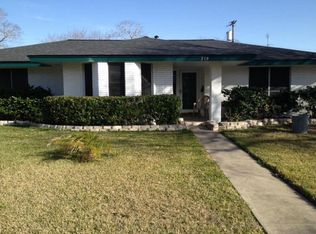 219 Blanco Dr, Portland, TX 78374