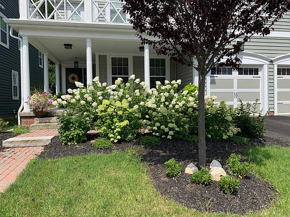 4th image of 1329 Leesland Dr