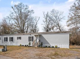 39054 Camp Dr, Prairieville, LA 70769
