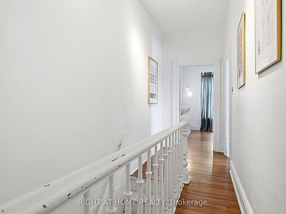 5th image of 98 Beaconsfield Ave