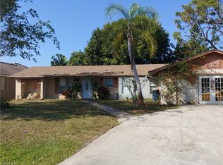 135 7th St, Naples, FL 34113