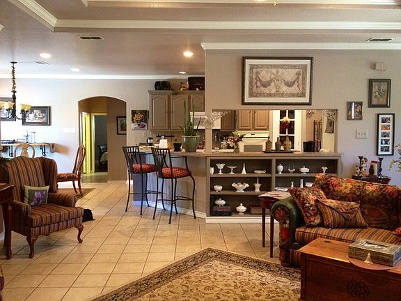 2nd image of 5650 Circle Oak Dr