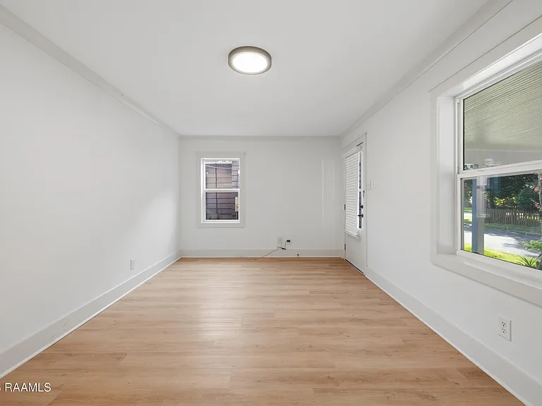 104 Howard Ave — Photo 19