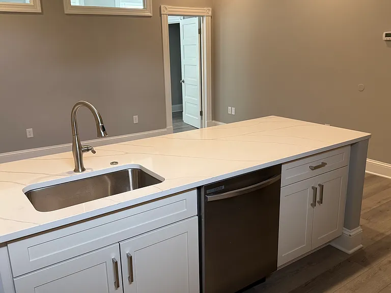 1322 W Main St #B — Photo 5