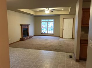 2041 Marigold, Carthage, MO 64836