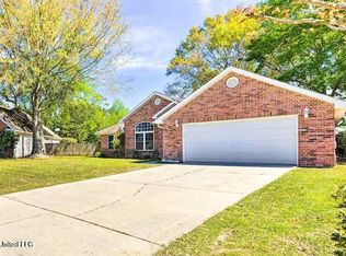 6904 Southwind Dr, Biloxi, MS 39532