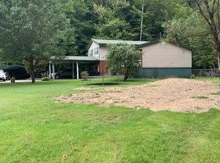 124 Cookville Rd, Whitesburg, KY 41858