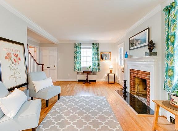3rd image of 4007 Patterson Ave