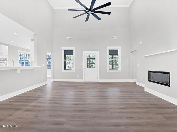 2nd image of 408 Crown Drive