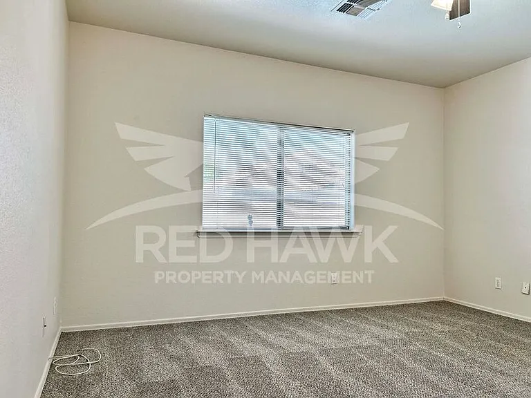 11824 W Windsor Ave — Photo 8