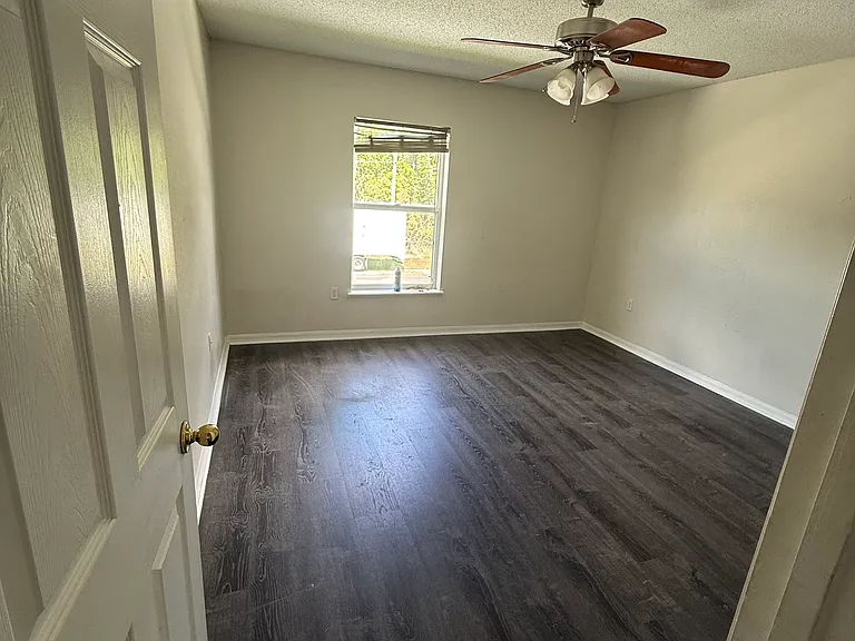 503 Nogales Ct — Photo 9