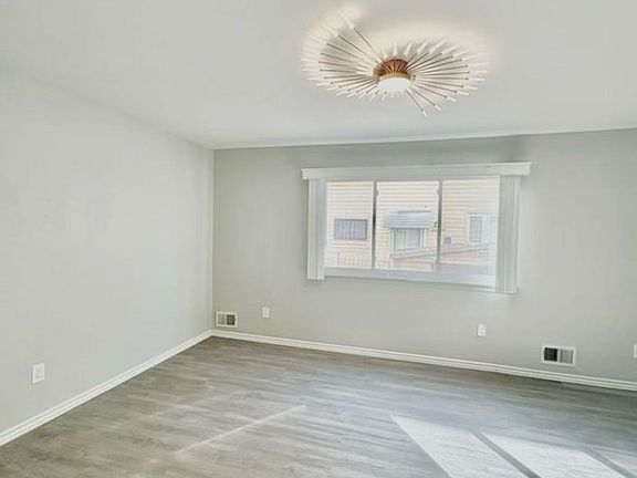 2nd image of 30 Jasper St Floor 1