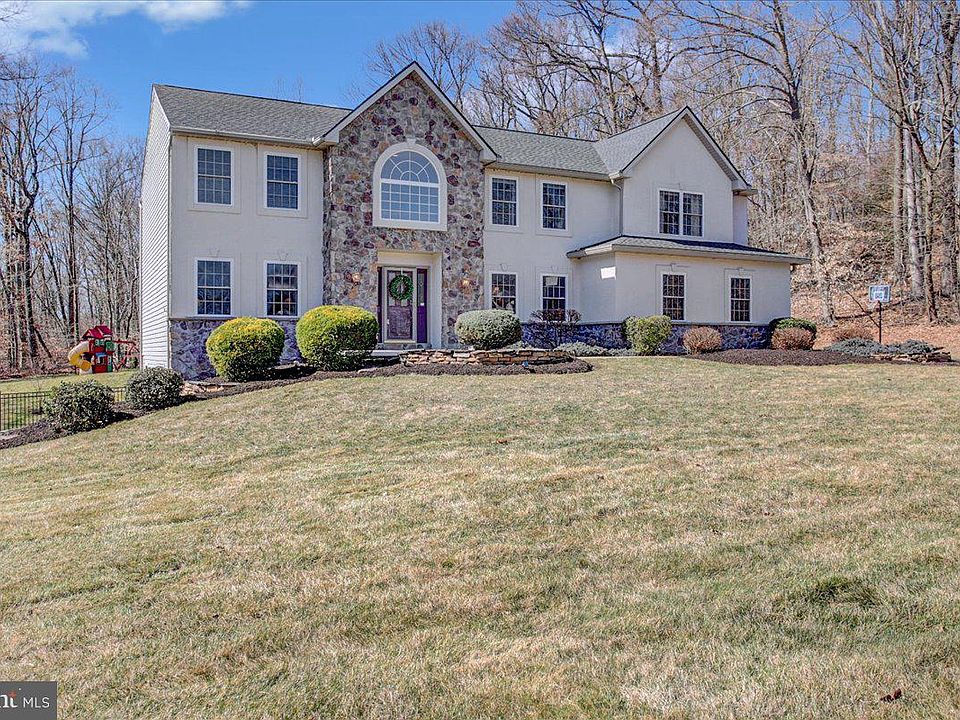 39 Ridge Crest Dr, Fleetwood, PA 19522 Zillow