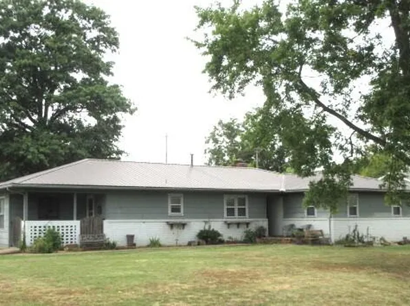 2324 Sw #E, Miami, OK 74354