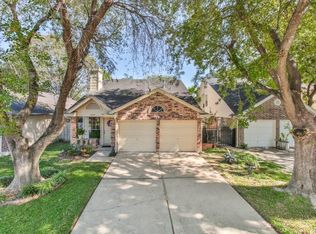 8431 Green Cedar Dr, Houston, TX 77083