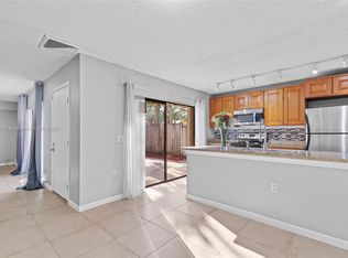 855 Blue Ridge Cir #855, West Palm Beach, FL 33409