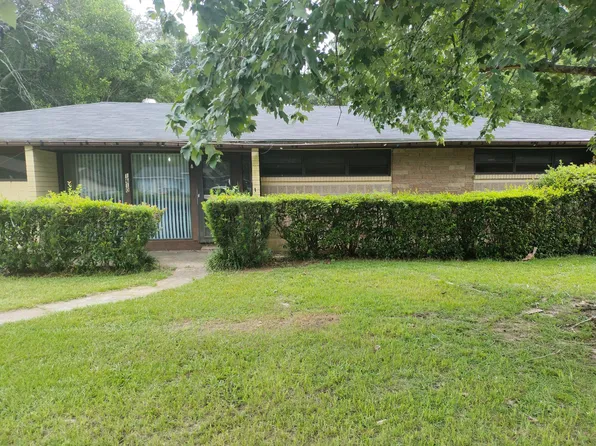 1610 Gordon Ave, Albany, GA 31707