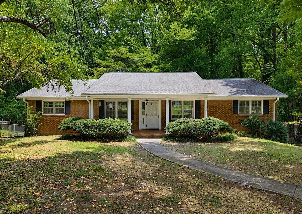 1st image of 4819 Gladwyn Dr